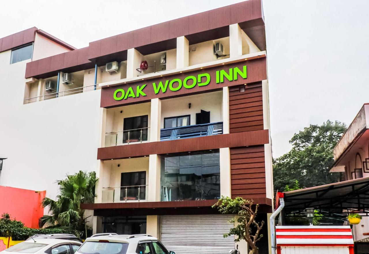 Collection O Oak Wood Inn Rājpur Екстериор снимка