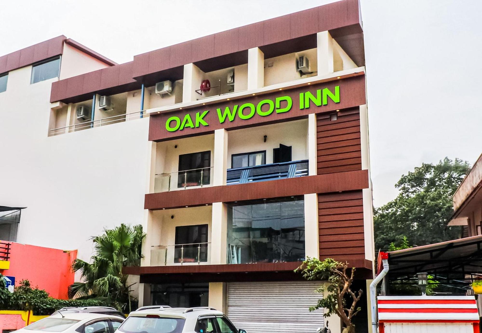 Collection O Oak Wood Inn Rājpur Екстериор снимка